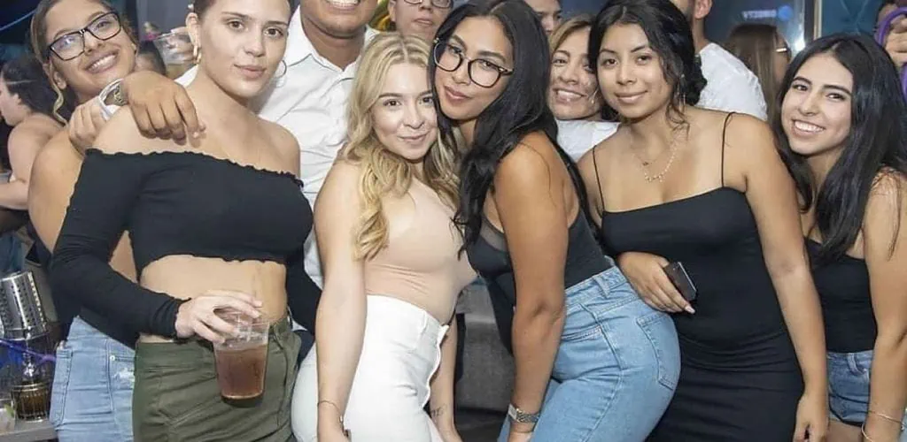 Young Newark MILFs hanging out and having drinks at Lit 21 NJ