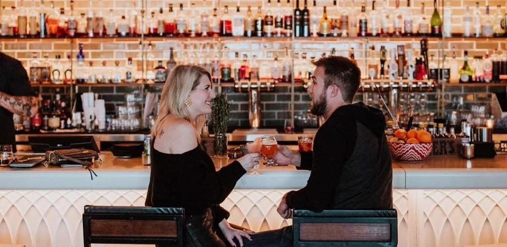 A beautiful Milwaukee cougar on a date at The Outsider Rooftop and Bar