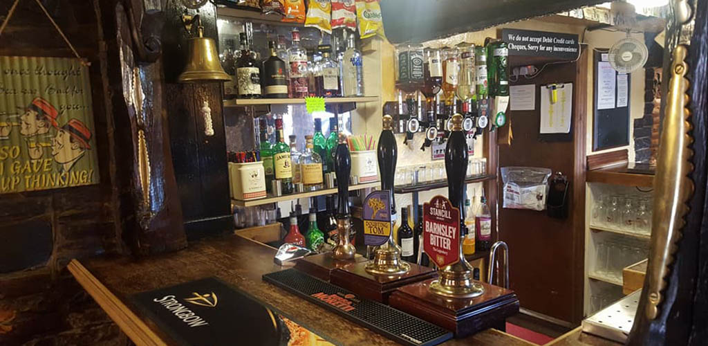 The beer taps at Red Lion