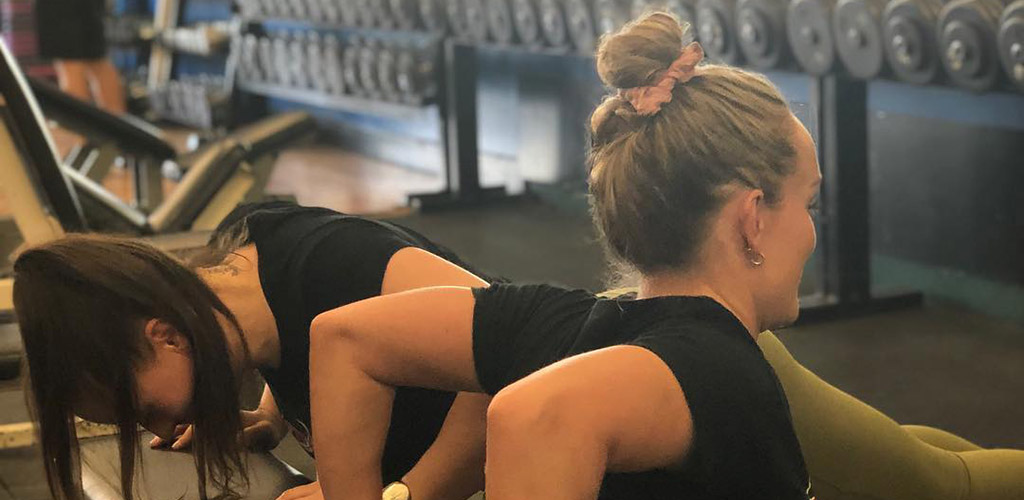 Women working out at Fitness FX