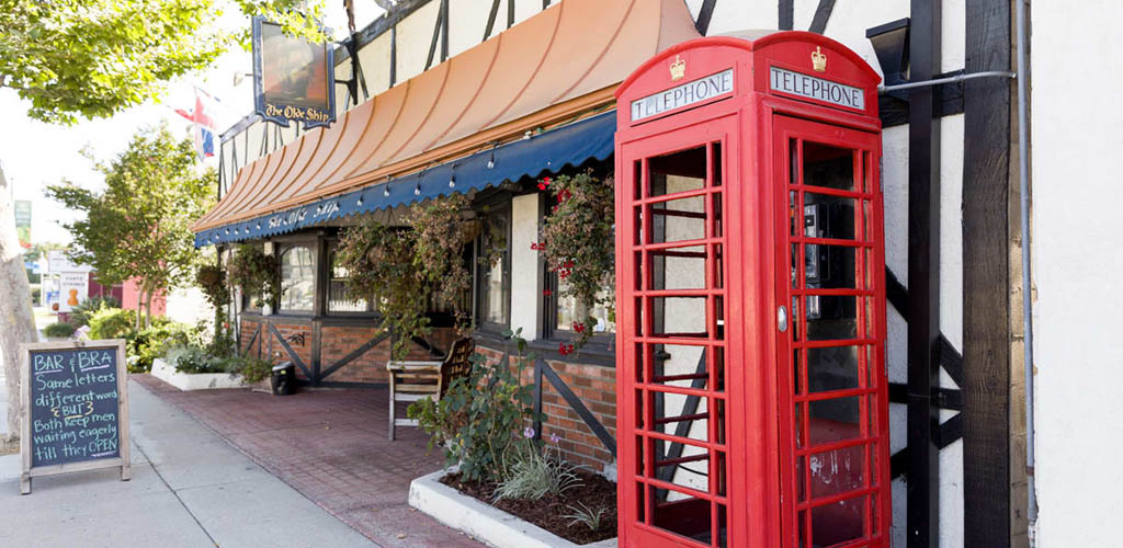 The charming exterior of The Olde Ship