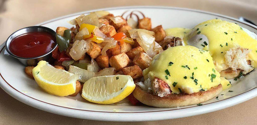 Eggs benedict from Daniel's Broiler