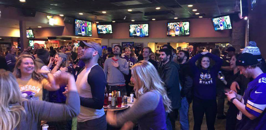 People watching the game at Bunny's Bar and Grill