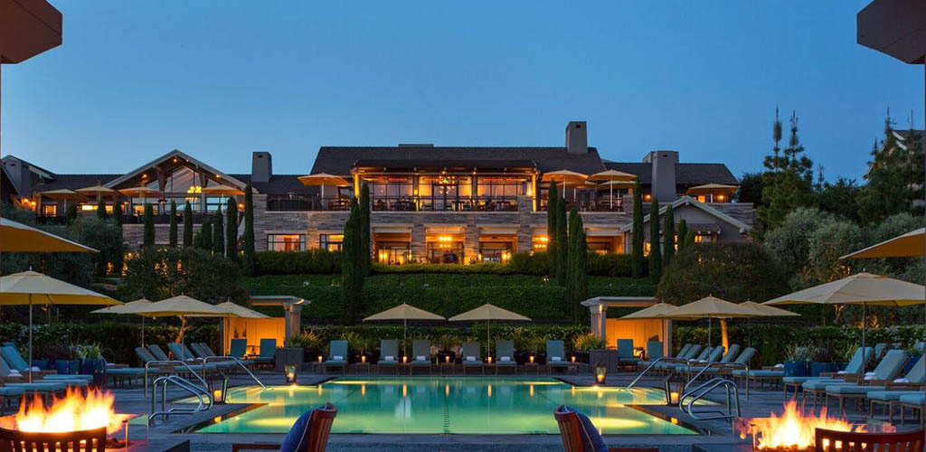 View of Rosewood Sand Hill Hotel from the pool area