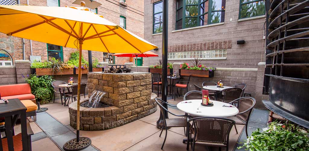 The outdoor area and fountain of Iron Horse Brewpub