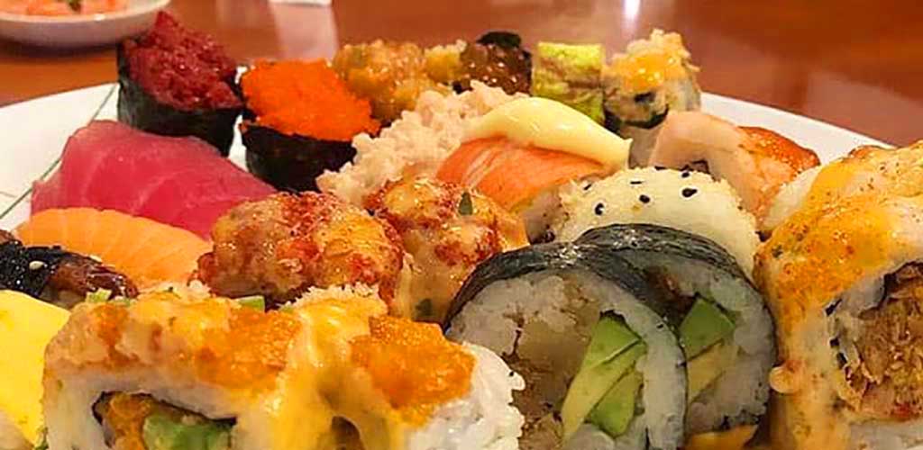 Sushi roles from Gold Hibachi Buffet