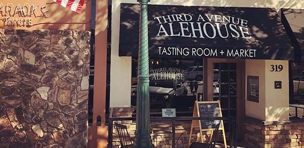 Third Avenue Alehouse is a tap house with lots of character and singles looking to get laid in Chula Vista