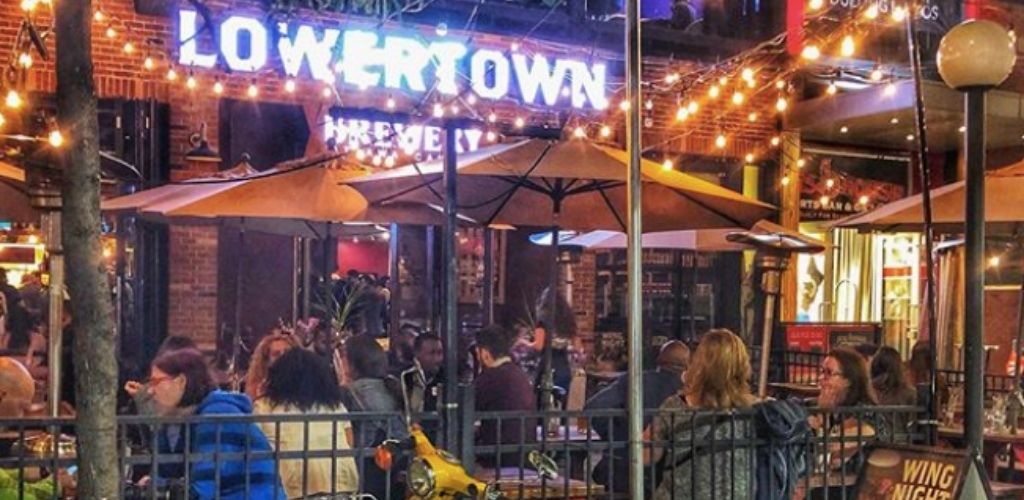 Ottawa singles hooking up outside Lowertown Brewerry 