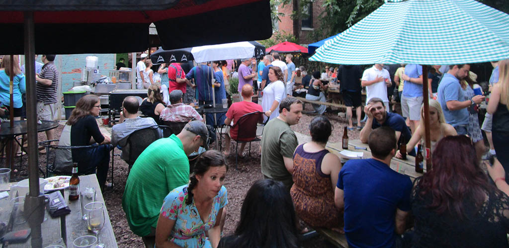 People at the patio of Fries Cafe Clifton