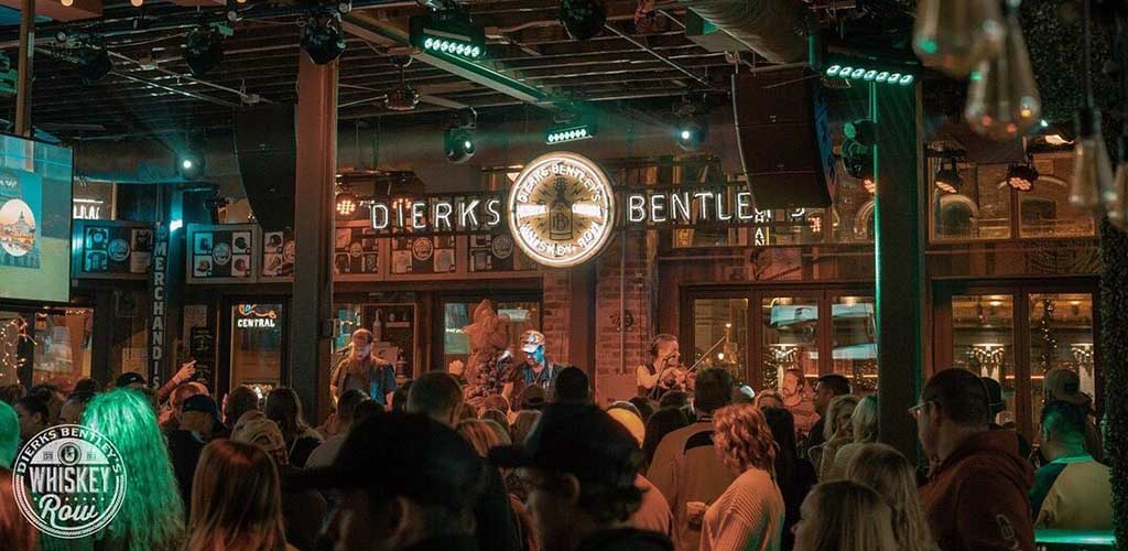 The fun crowd at Dierk Bentley's Whiskey Row