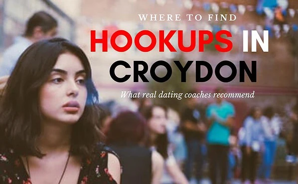 A woman at an outdoor bar looking for hookups in Croydon