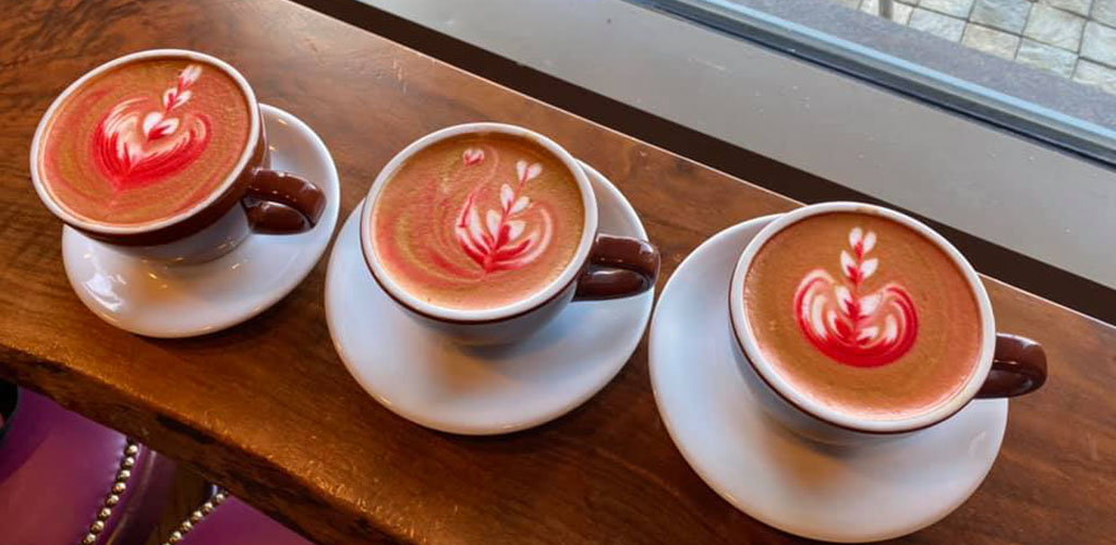 Colorful lattes from Sambalatte