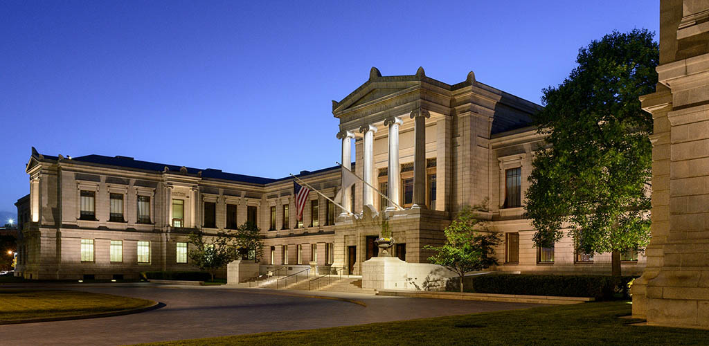 The classic exterior of Museum of Fine Arts