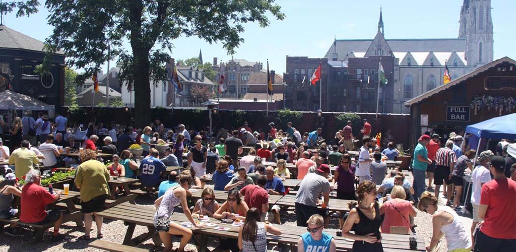 Young folks looking for Indianapolis hookups at The Rathskeller