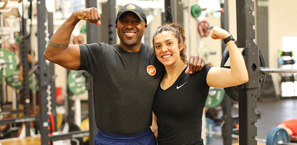 A couple working out at Fitness SF-SoMa 