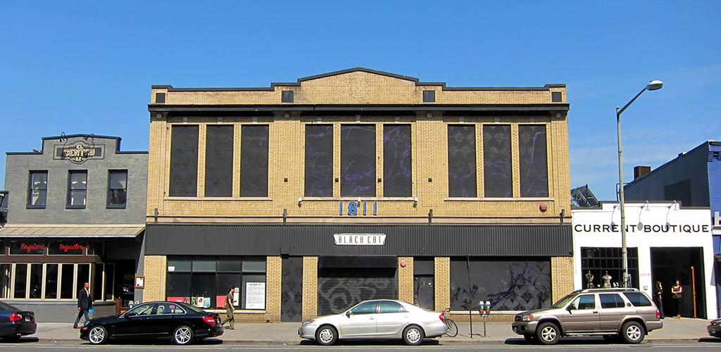 Storefront of The Black Cat