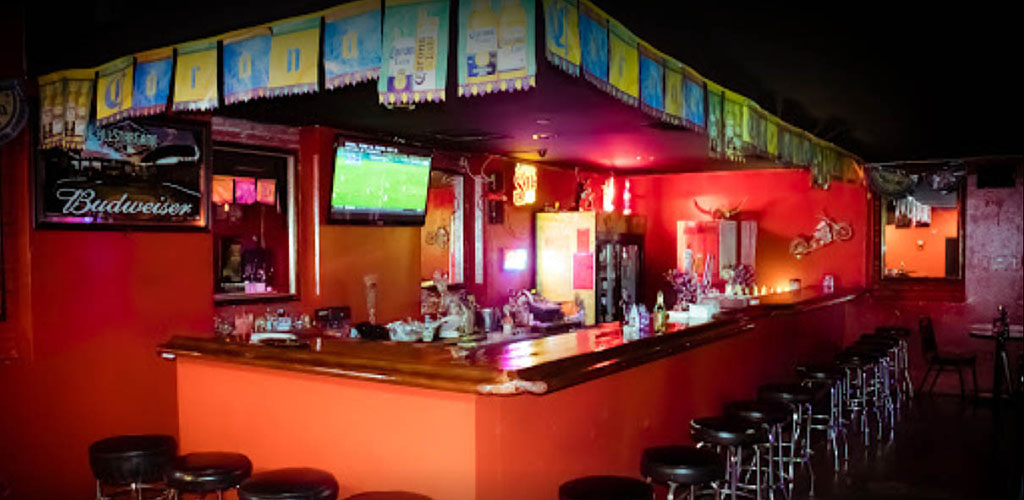 The colorful bar at El Cancun Nightclub