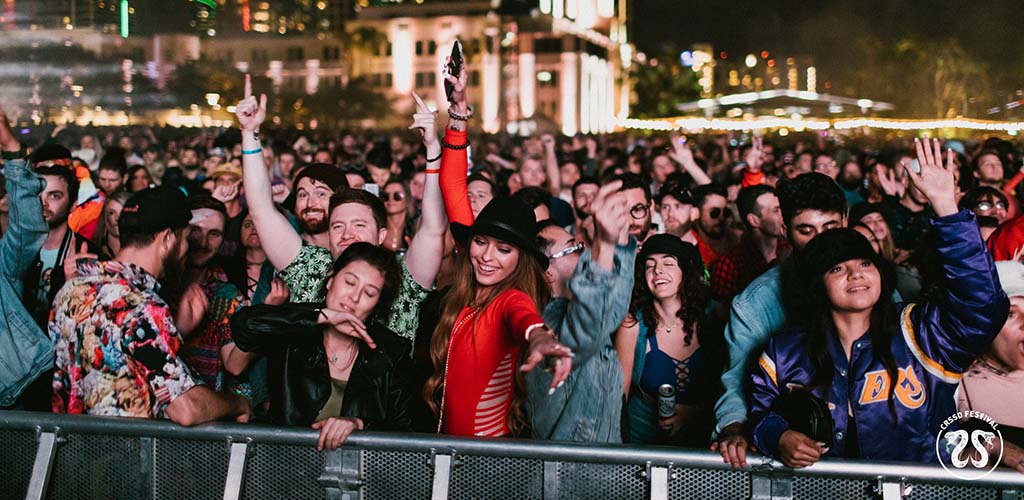 The audience dancing at CRSSD Fest