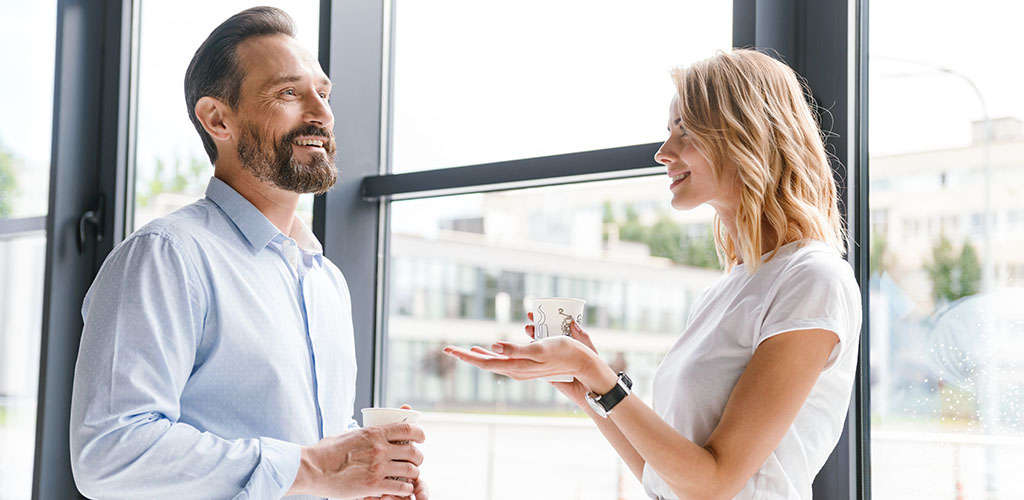 Coworkers getting to know each other over their lunch break