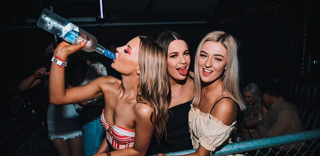 Cute Adelaide singles drinking and hooking up at Red Square Nightclub