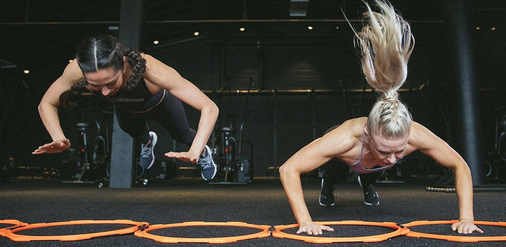 Intense push ups at World Gym