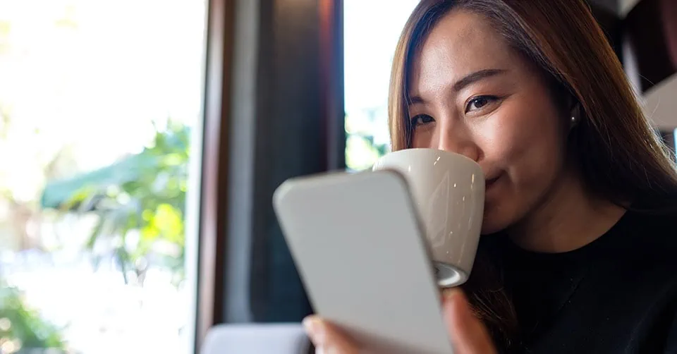 Woman FaceTiming a Bumble date