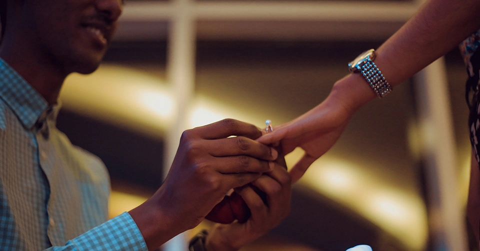 Proposing to his girlfriend