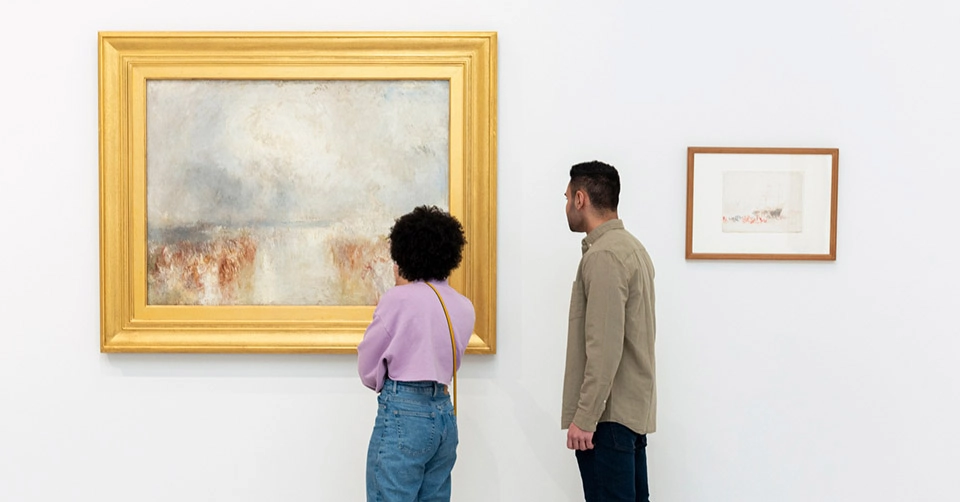 Couple on a date at the Museum of Fine Arts Boston