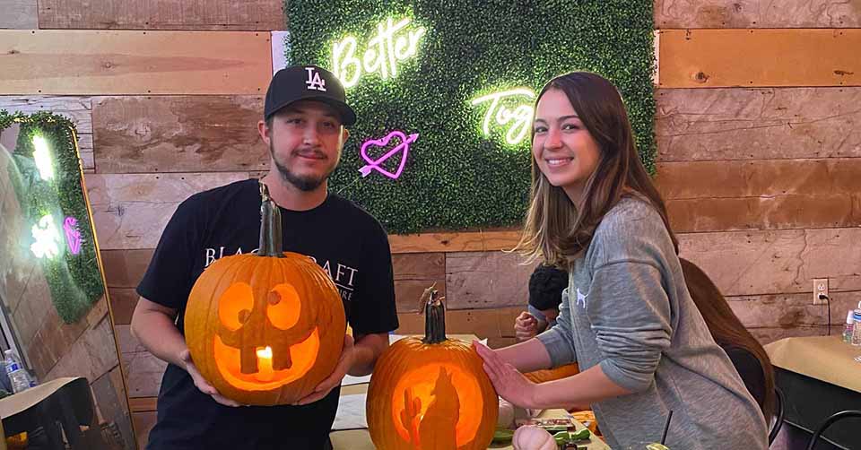 A speed dating event at Rendezvous Tucson