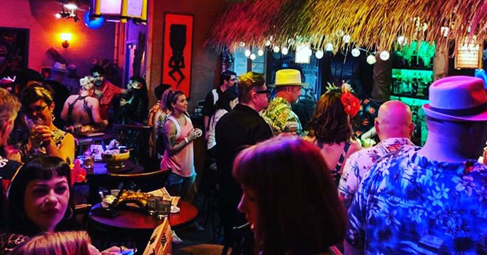 A busy night at 4 Kahunas Tiki Lounge Arlington Texas