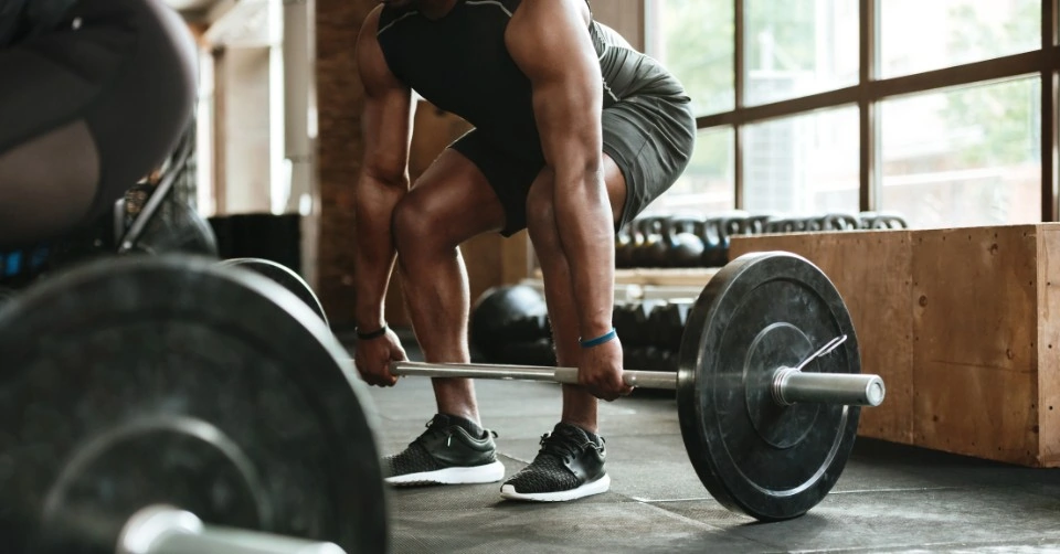 Using a reliable pair of lifting shoes