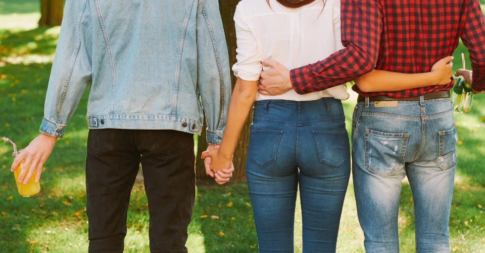 Knowing the difference between being a polygamist and being polyamorous